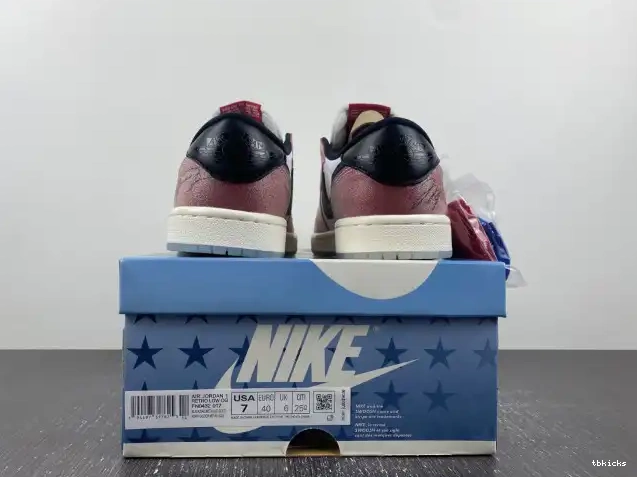 Rep TB X 1 JORDAN BLACK' LOW TROPHY AIR 'RED FN0432-017 ROOM OG 0422